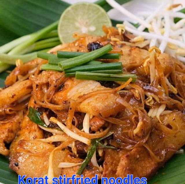 Korat Noodles Chicken.